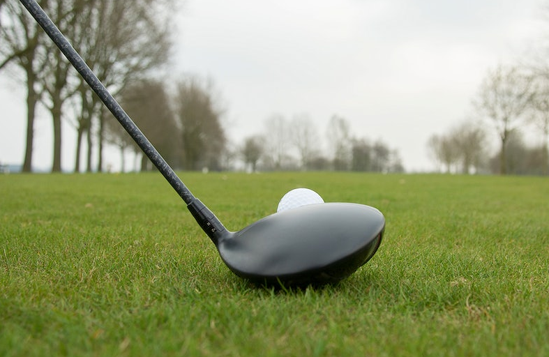 When to use a pitching wedge?