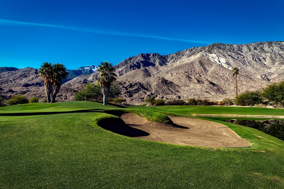 How many golf courses in Palm Springs?